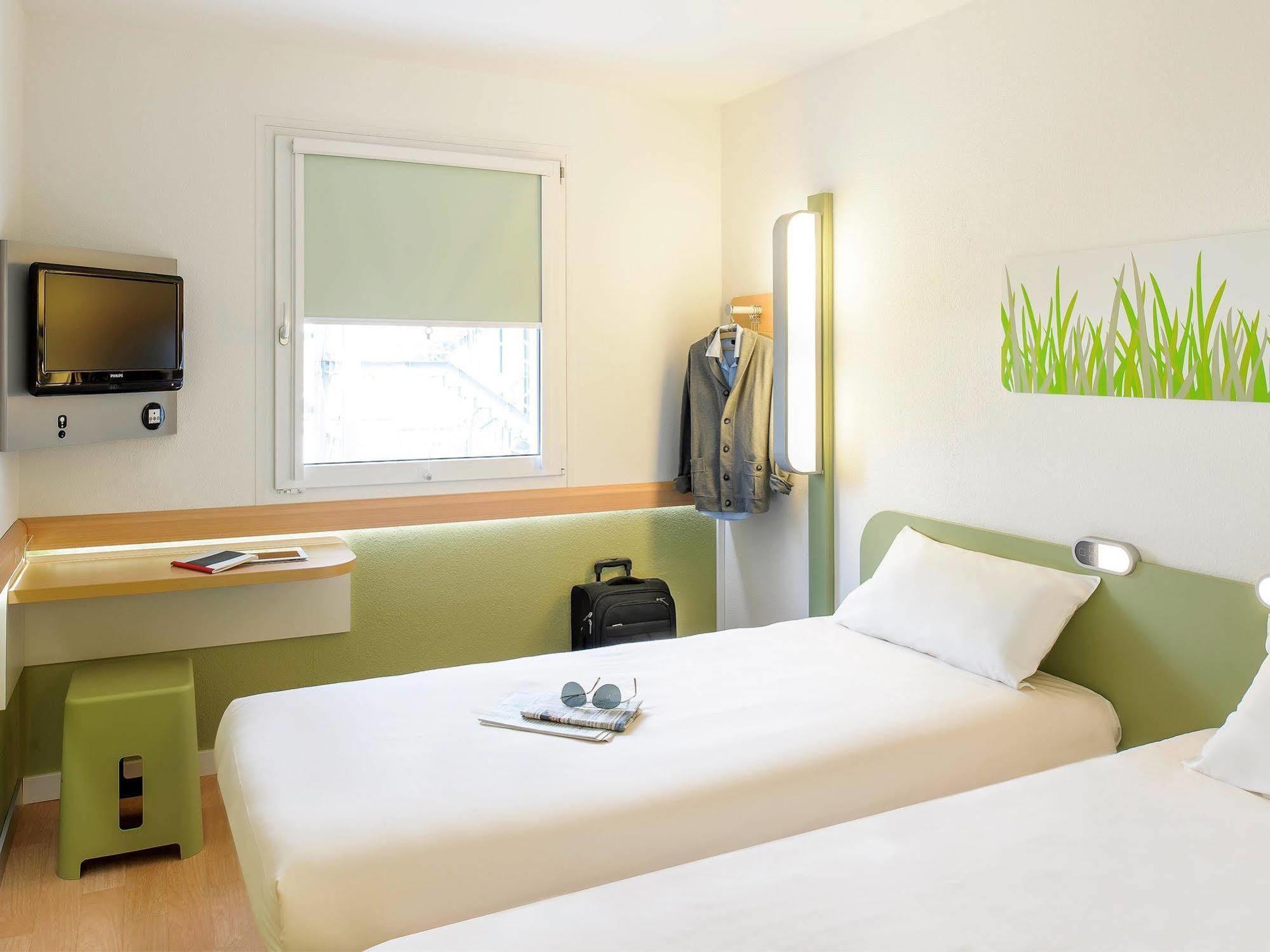Ibis Budget Argenteuil Bords De Seine Eksteriør bilde