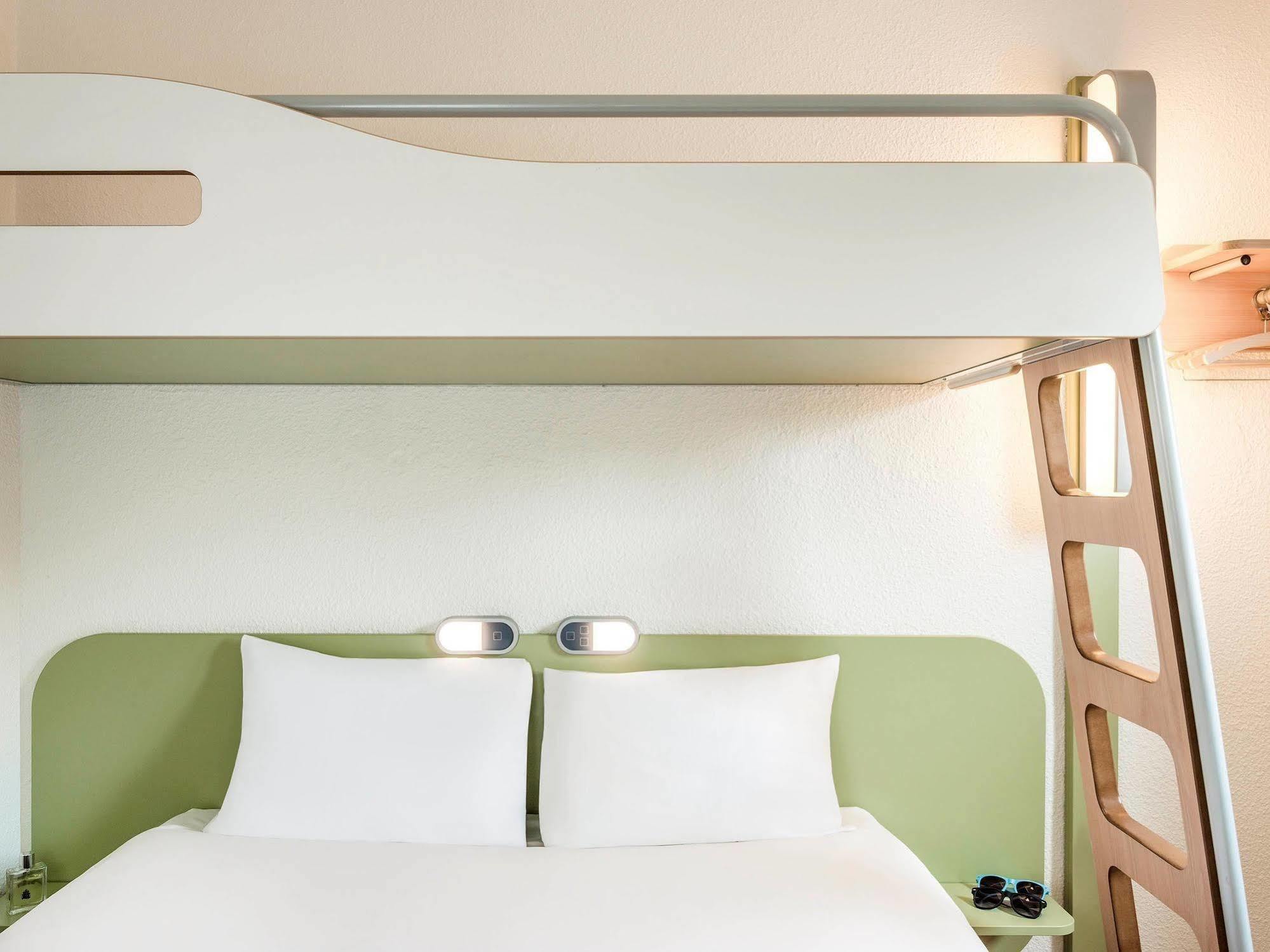 Ibis Budget Argenteuil Bords De Seine Eksteriør bilde