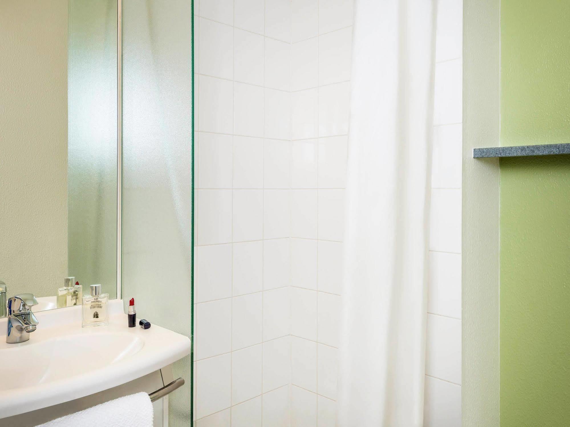 Ibis Budget Argenteuil Bords De Seine Eksteriør bilde